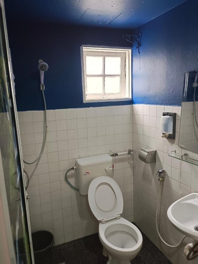 Ch Travellers Inn Танах-Рата Экстерьер фото